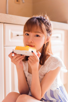 学长含着她的乳奶揉搓揉捏小说